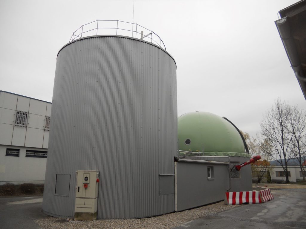 EnviCare Biogas Genehmigung Fermentation Faulturm